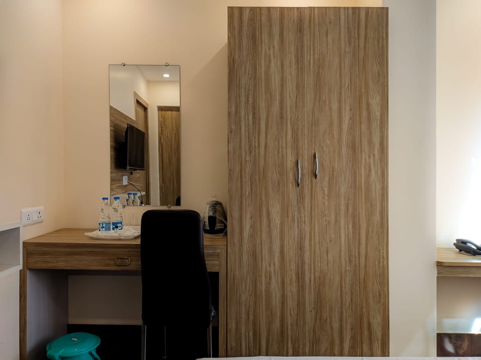 Basic Room, City View | Interior