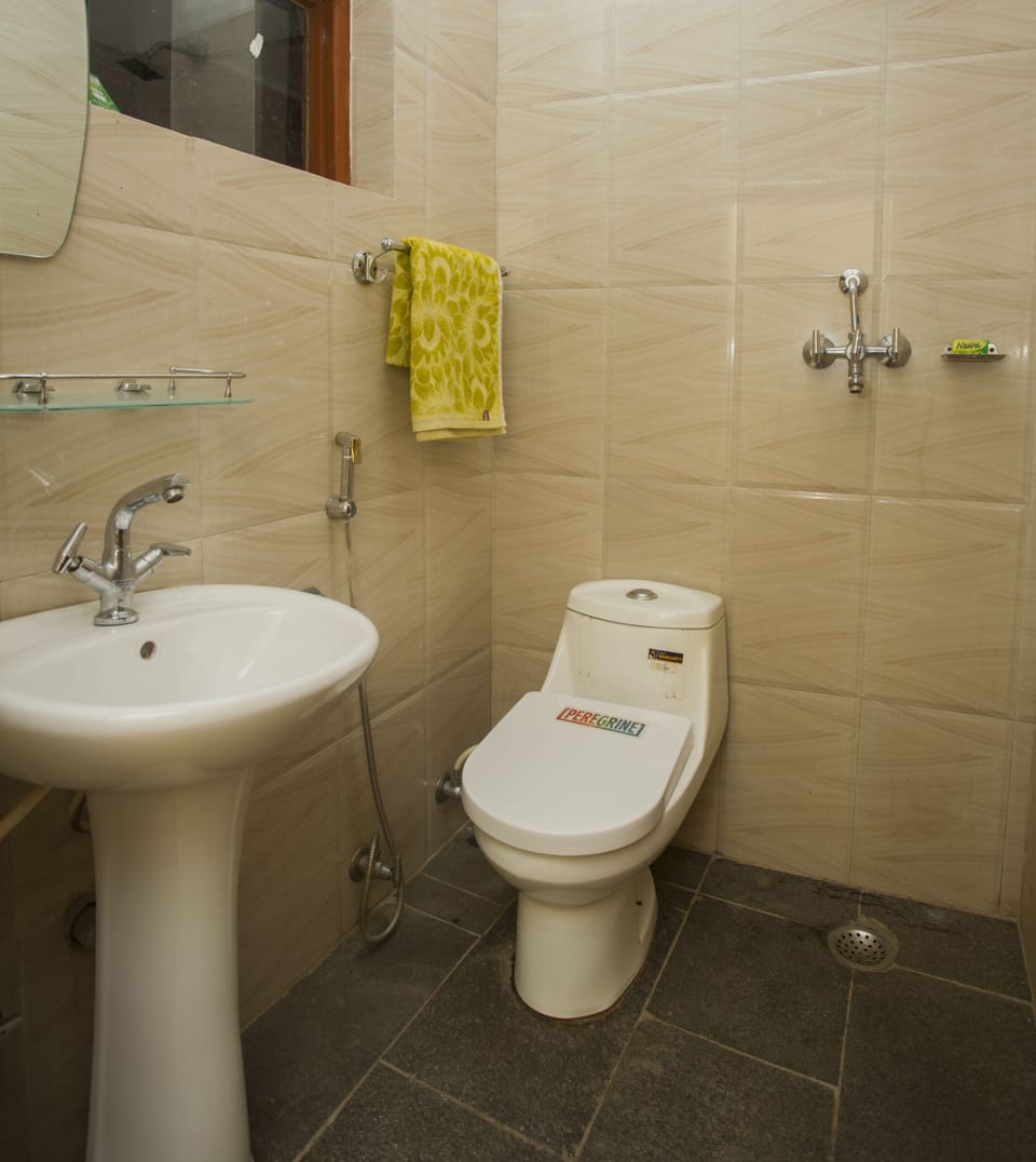Economy Double or Twin Room, Non Smoking, Hill View | Bathroom sink