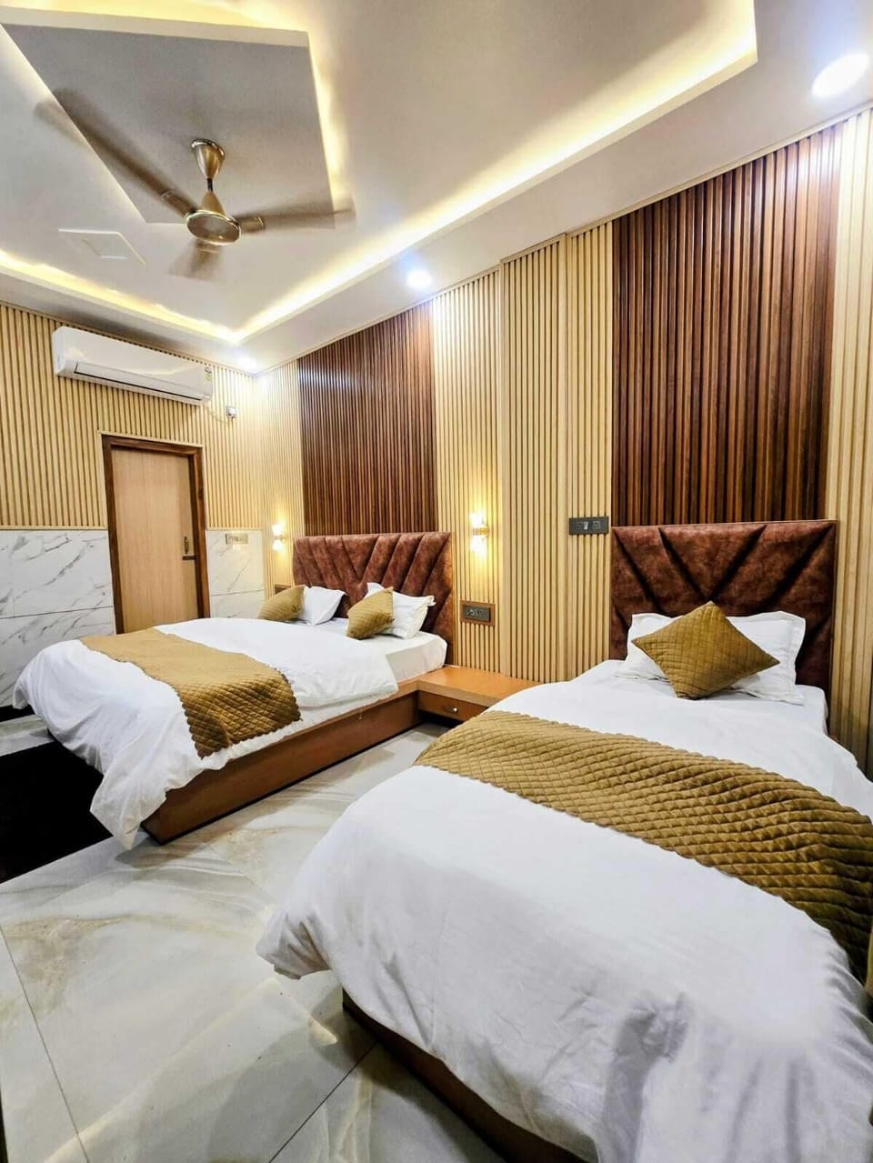 Deluxe Triple Room | WiFi (free)
