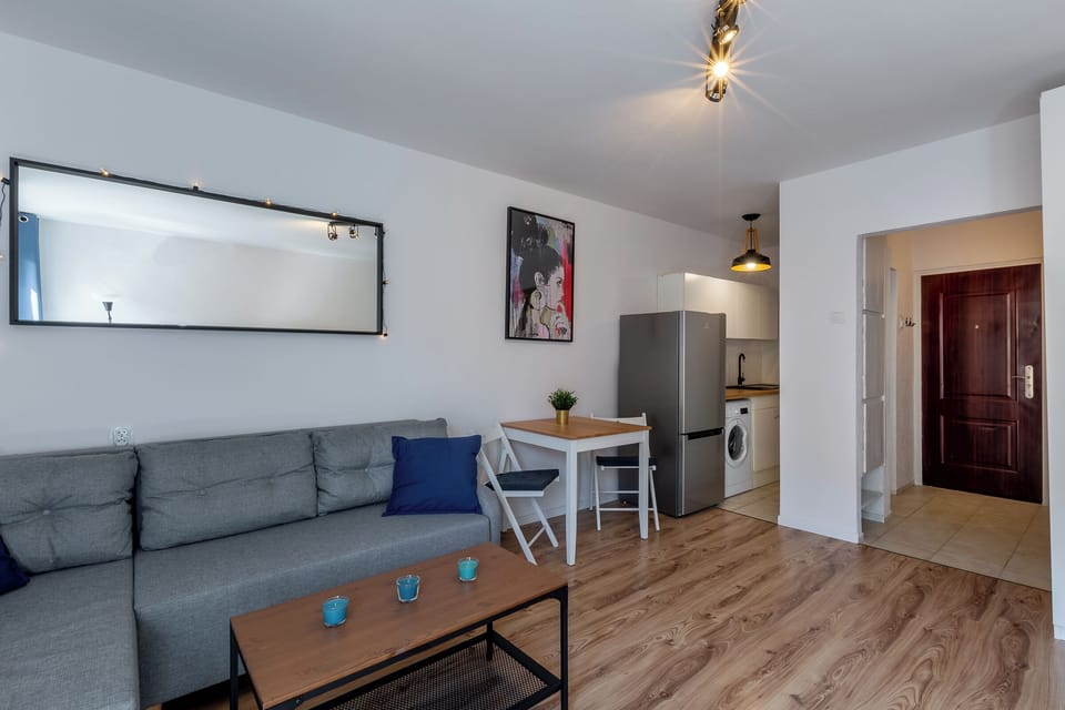 Economy Studio Suite | Living area