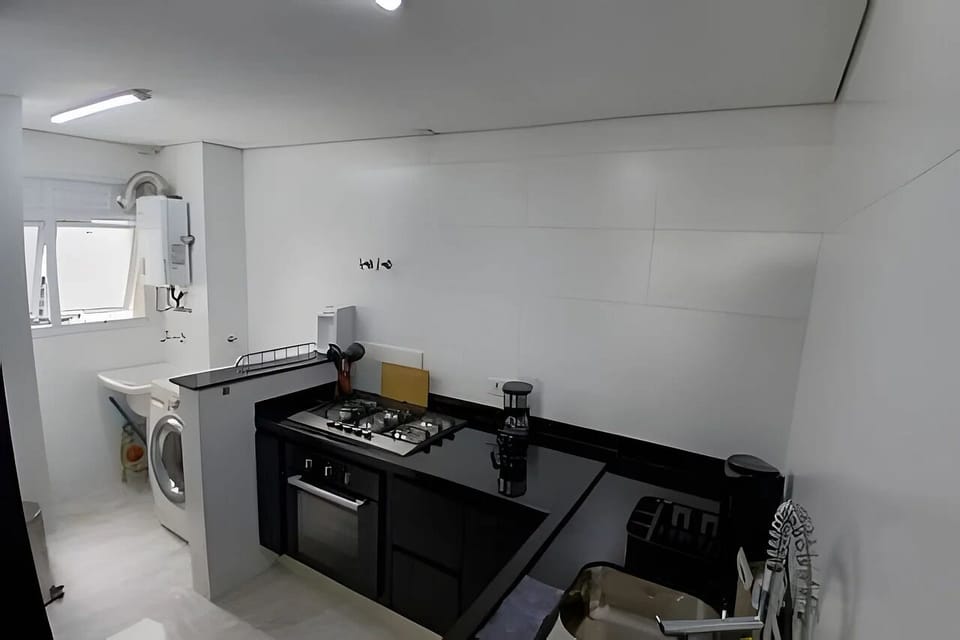 Deluxe Apartment, Beach View | Private kitchen