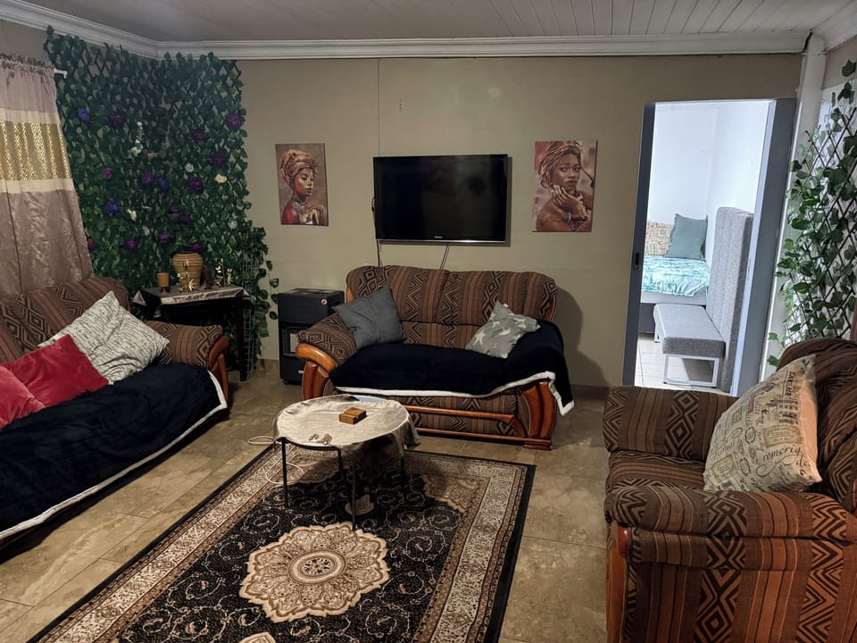 Apartment, 1 Bedroom, Accessible, Patio | Living room