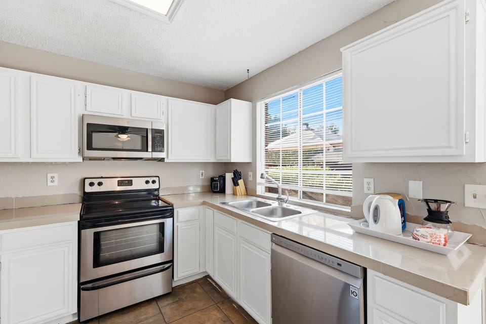 House, Patio | Private kitchen