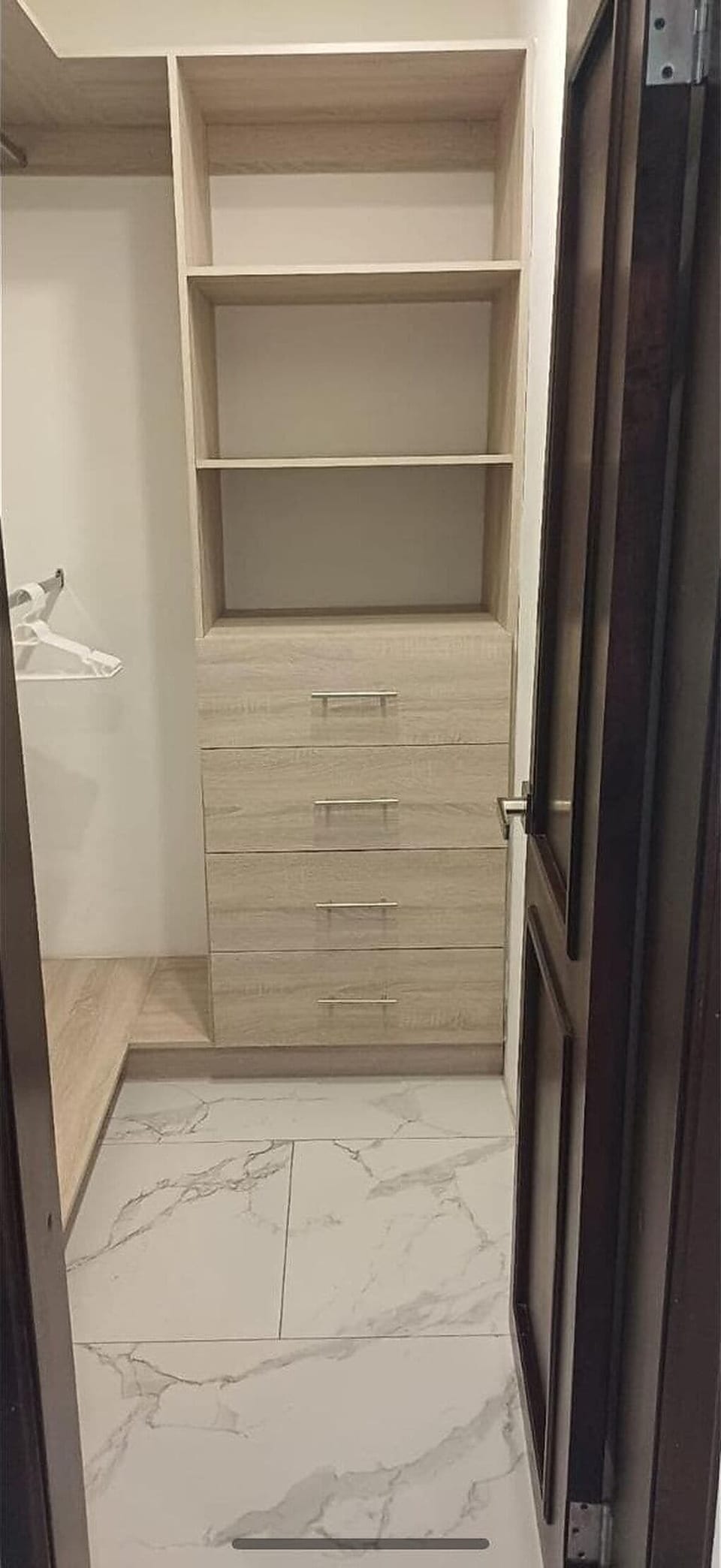 Executive Condo, Mountain View | Interior