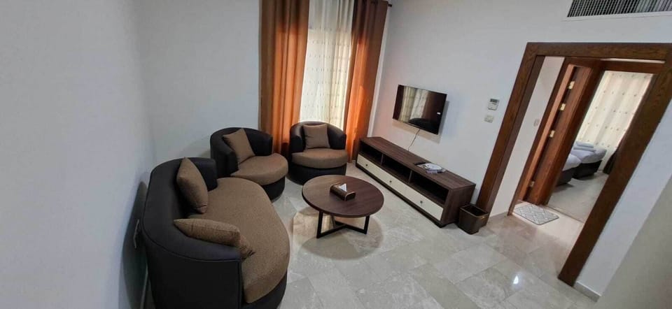 Room, City View | Interior