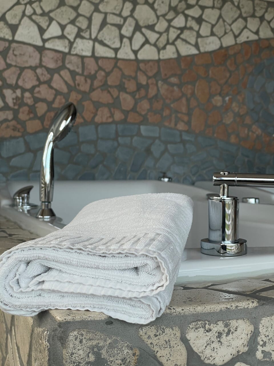 Body treatments, body wraps, body scrubs, facials