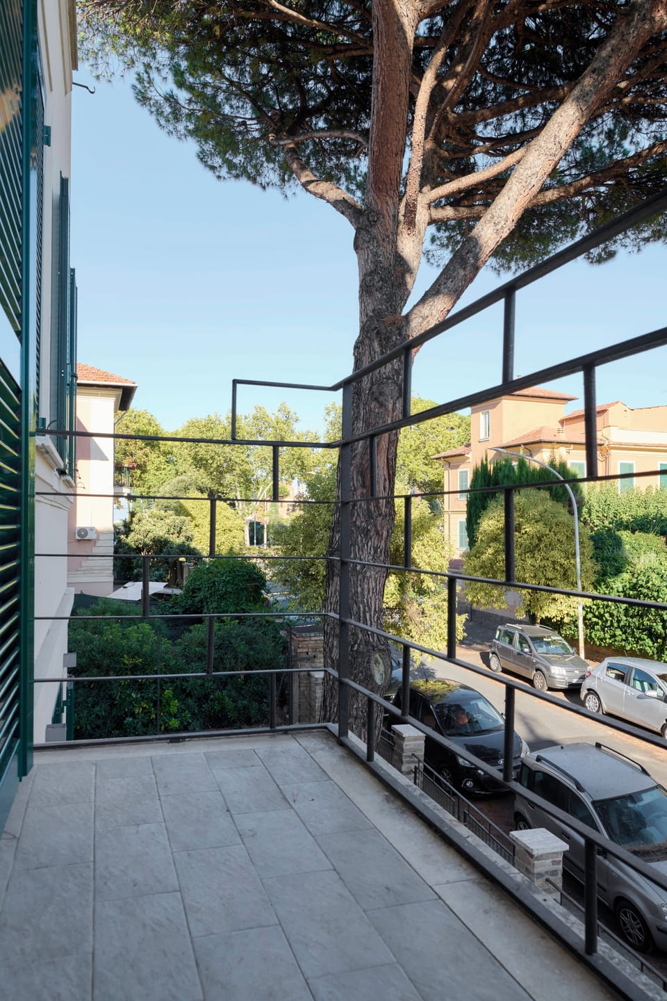 Deluxe Apartment, Balcony, Courtyard View | Property grounds