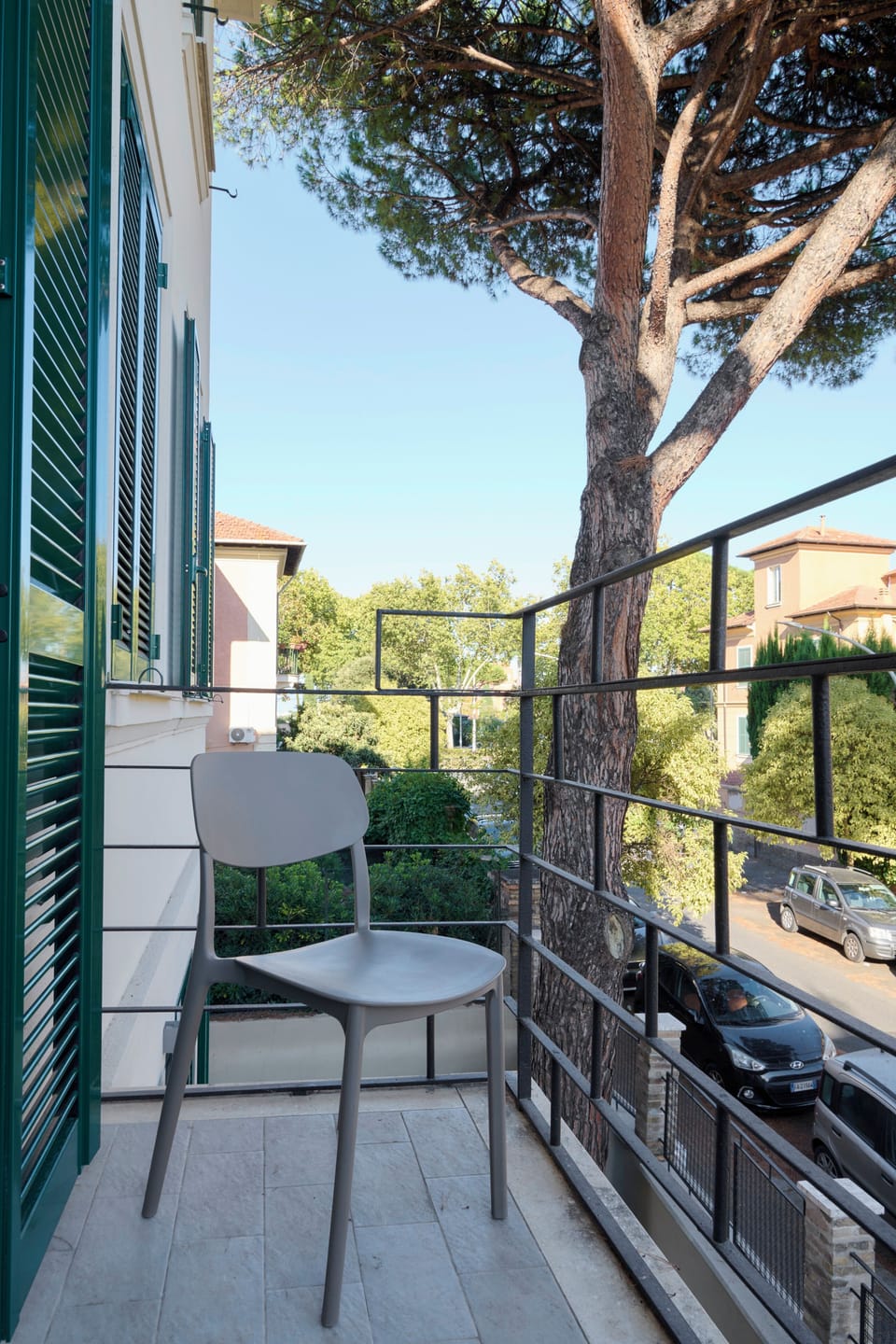 Deluxe Apartment, Balcony, Courtyard View | Property grounds