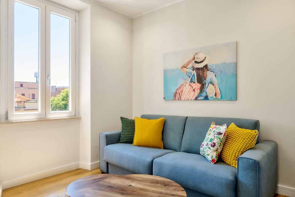 Apartment, Air conditioning, Courtyard View | Living area