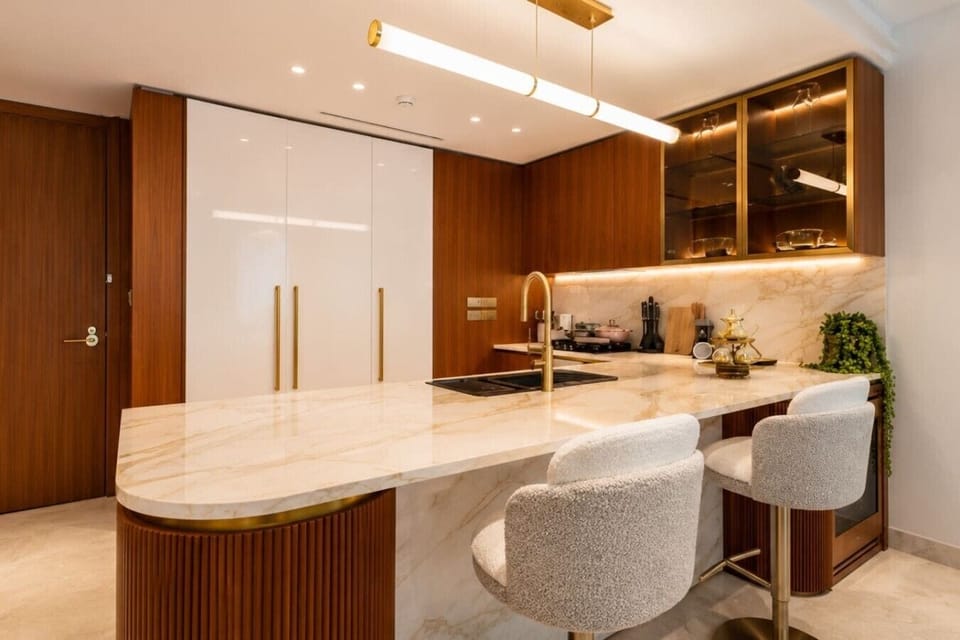 Luxury Apartment, 2 Bedrooms, Balcony, Beachside | Private kitchen | Fridge, microwave, oven, dishwasher
