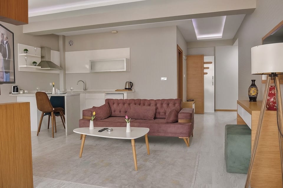 Studio, City View | Living area