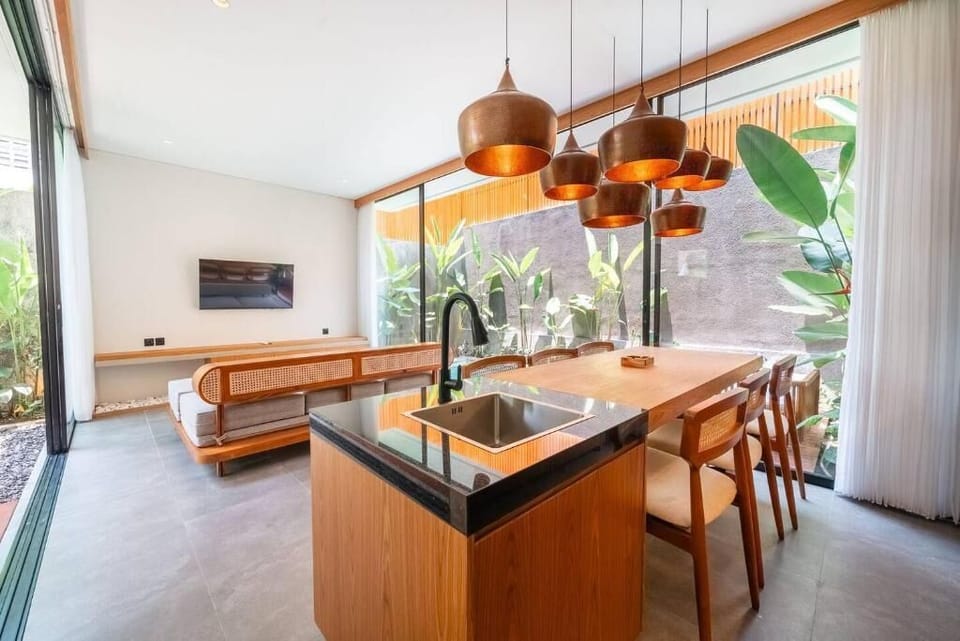 Villa, 3 Bedrooms, Balcony, Garden View | Interior
