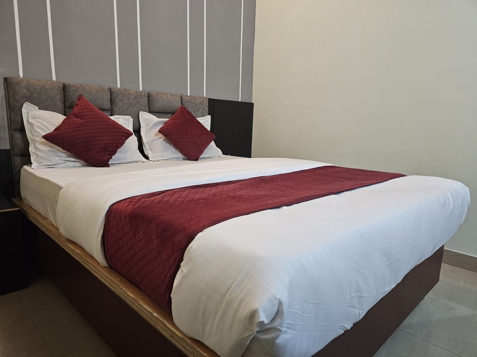 Sri Chaitanya Residency Hotel in Mysuru