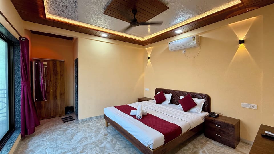 Double or Twin Room | WiFi (free)