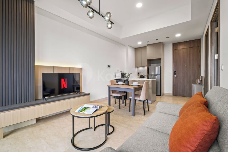 Apartment, 1 Bedroom, City View | Living area | 43-inch Smart TV with cable channels, Netflix, streaming services