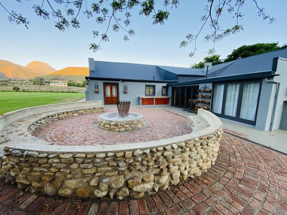 House, 5 Bedrooms, Accessible, Balcony | Exterior