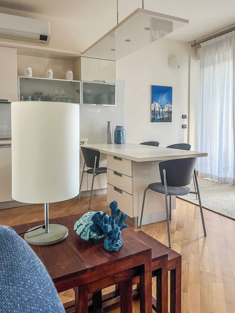 Apartment, Balcony, Sea View | Interior