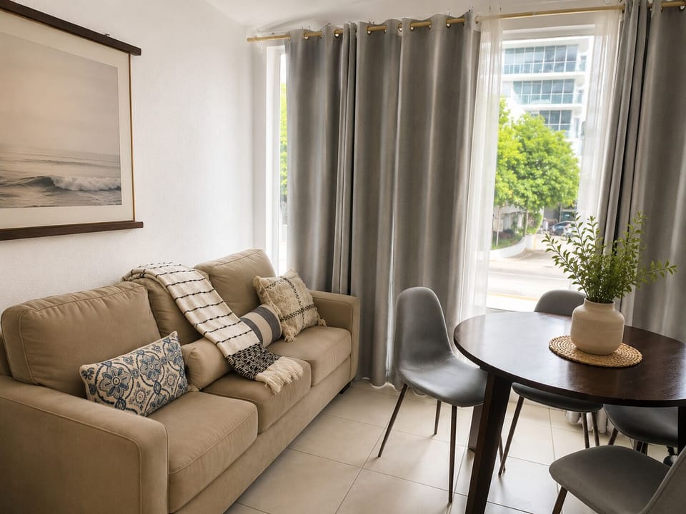 Family Studio | Living area