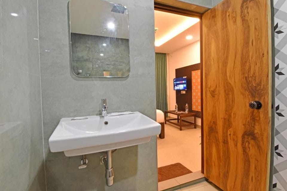 AKG Hotel Hotel in Puducherry