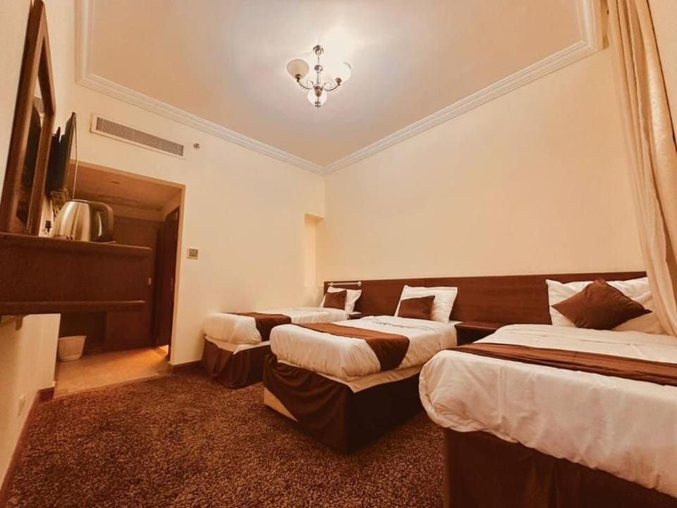 Suite, 2 Bedrooms | WiFi (free)