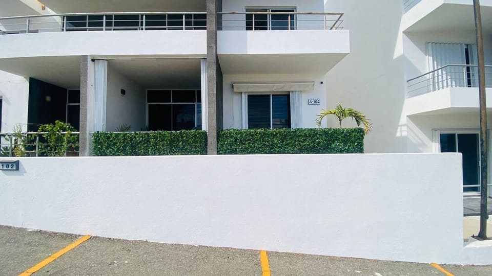 Condo, 2 Bedrooms, Accessible, Balcony | Exterior