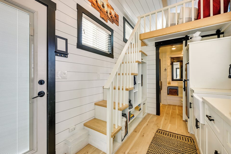 House (1 Bedroom) | Interior