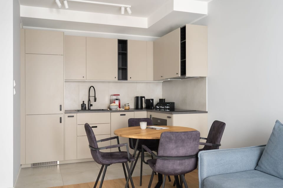 Deluxe Apartment, Balcony, Courtyard View | Private kitchenette | Espresso maker, coffee/tea maker, electric kettle, toaster