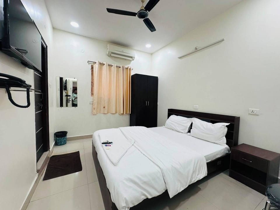 Double Room | WiFi (free)