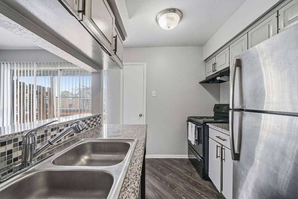 Apartment, Courtyard View | Private kitchen