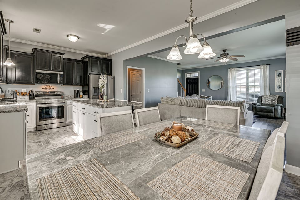 House (3 Bedrooms) | Interior