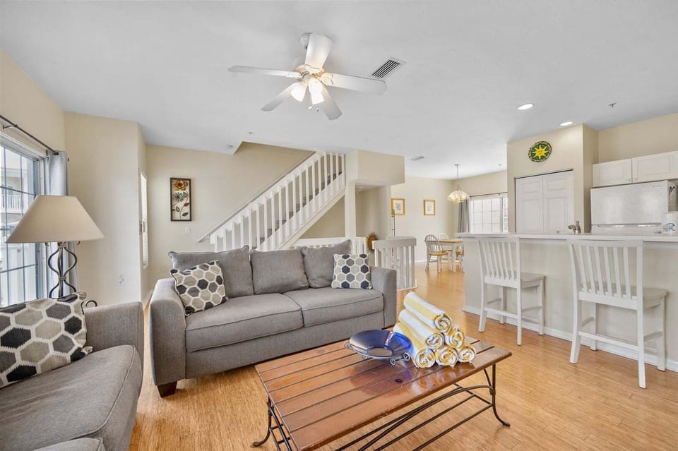 Townhome, 3 Bedrooms | Living area