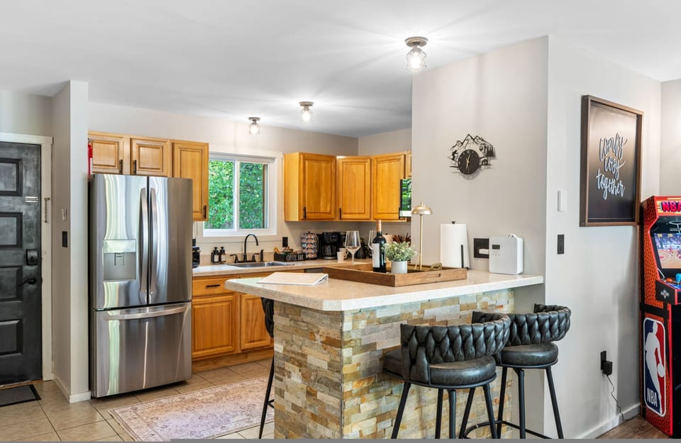 House | 3 bedrooms, cribs (free)