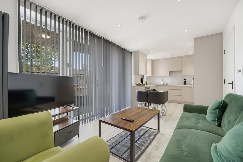 Family Apartment, Balcony | Living area | Smart TV, Netflix