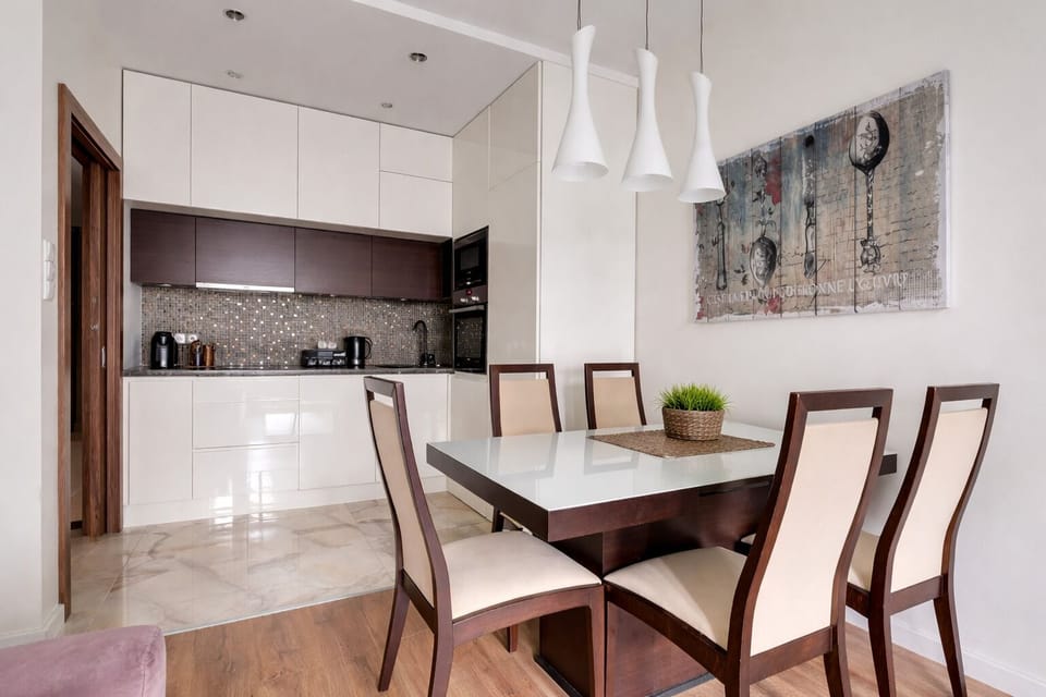 Superior Apartment, Balcony, City View | Private kitchenette | Coffee/tea maker, toaster, highchair, paper towels