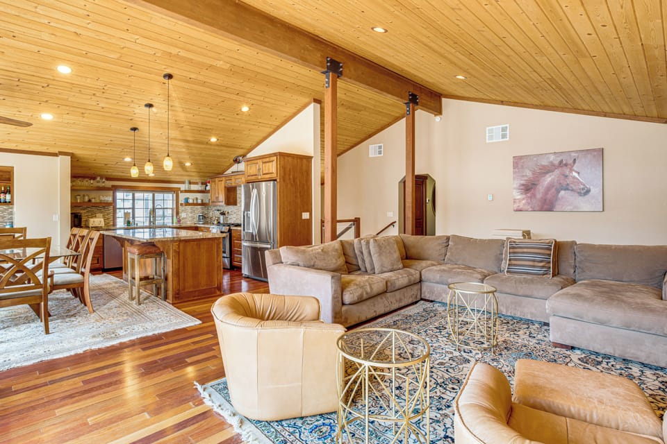 House (3 Bedrooms) | Interior