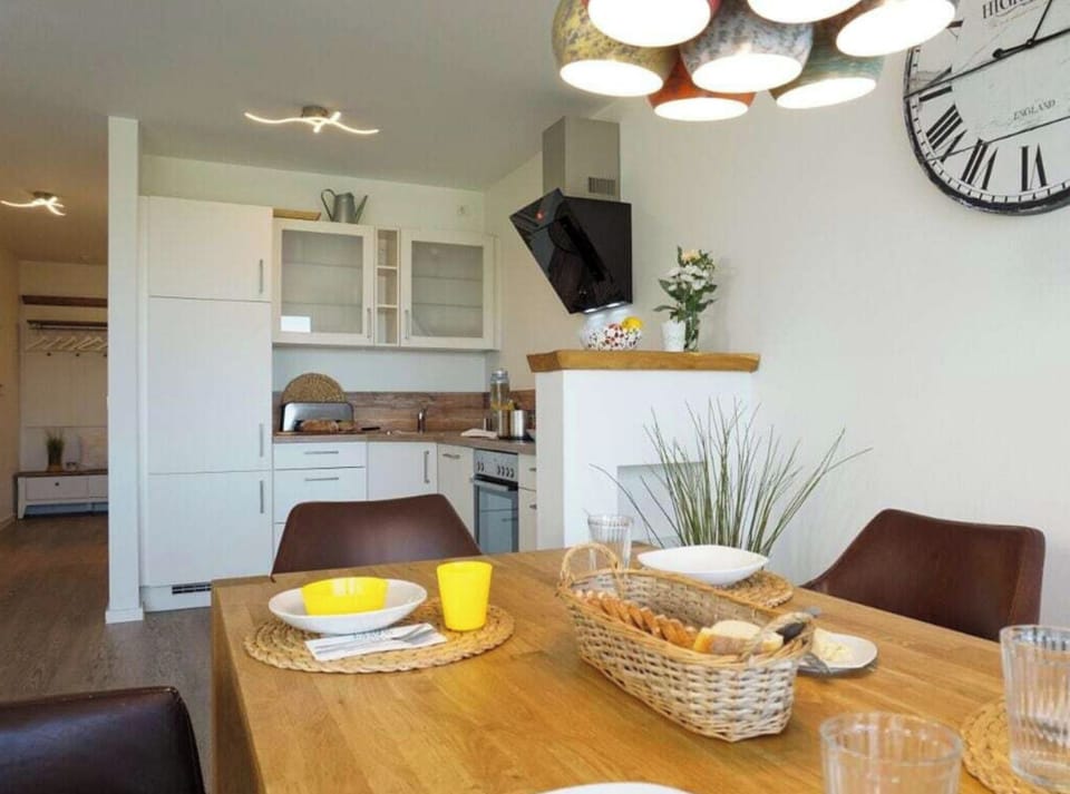 House | Dining