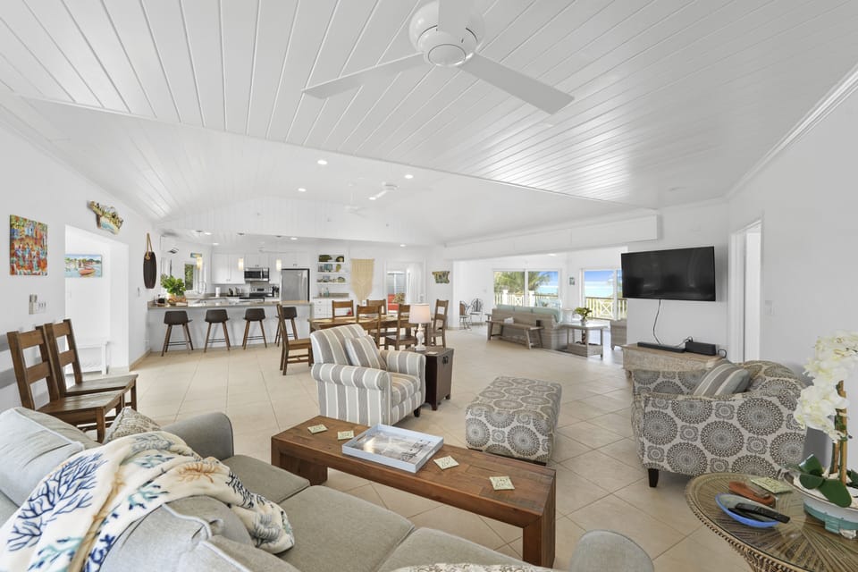 House, 2 Bedrooms | Living area | Smart TV