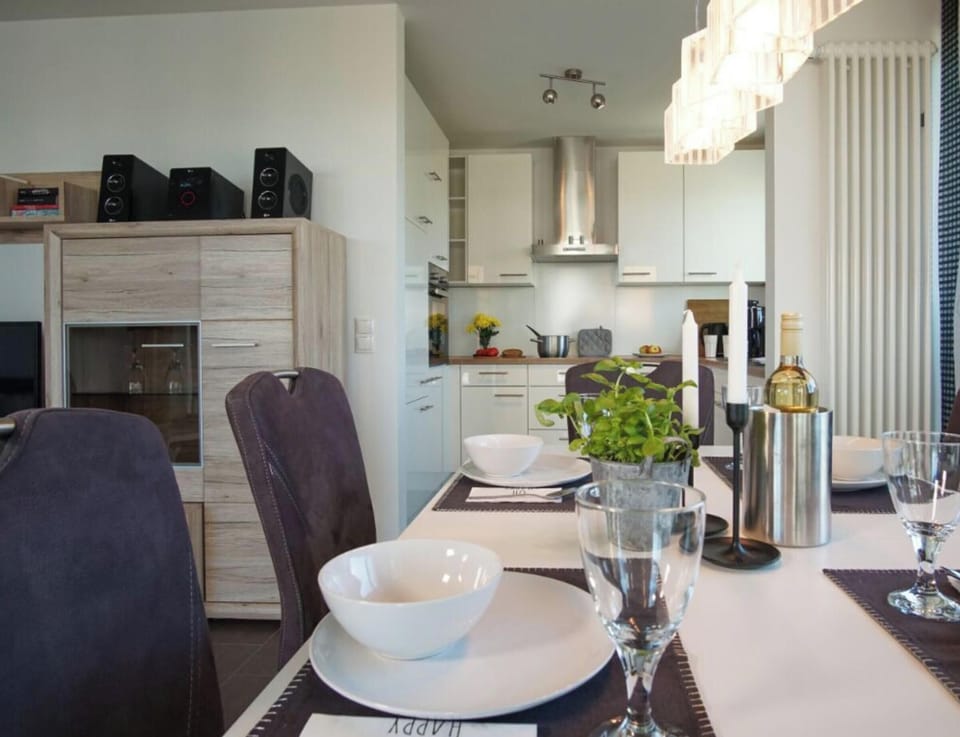House | Dining