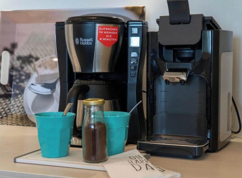 House | Coffee and/or coffee maker