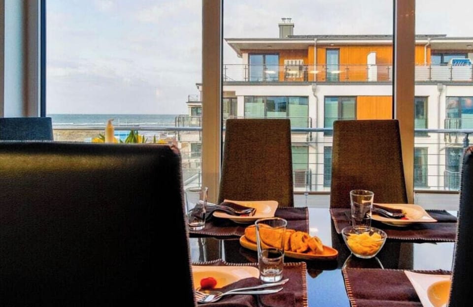 House | Dining