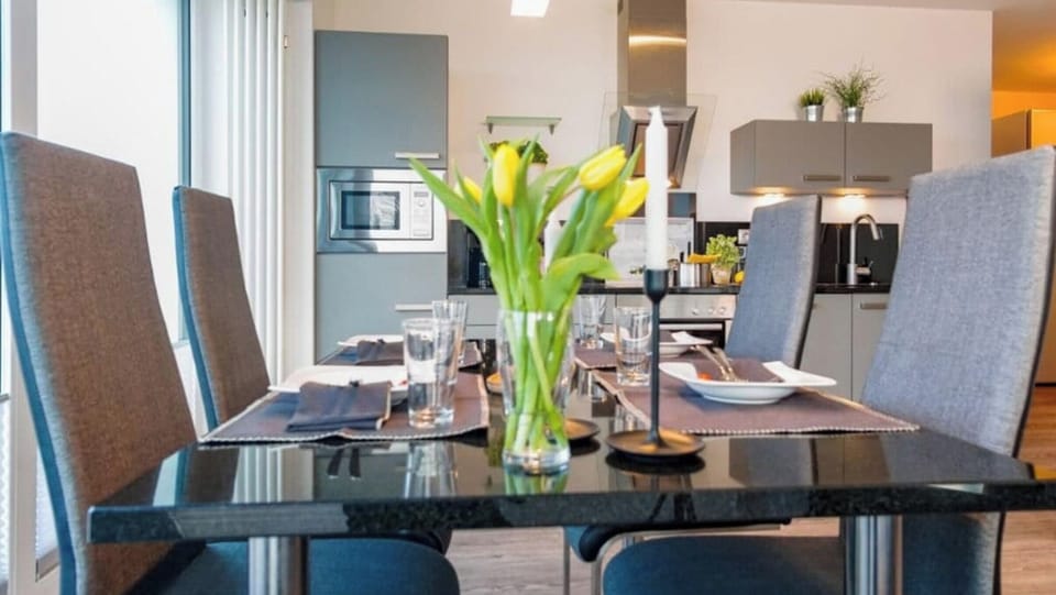 House | Dining