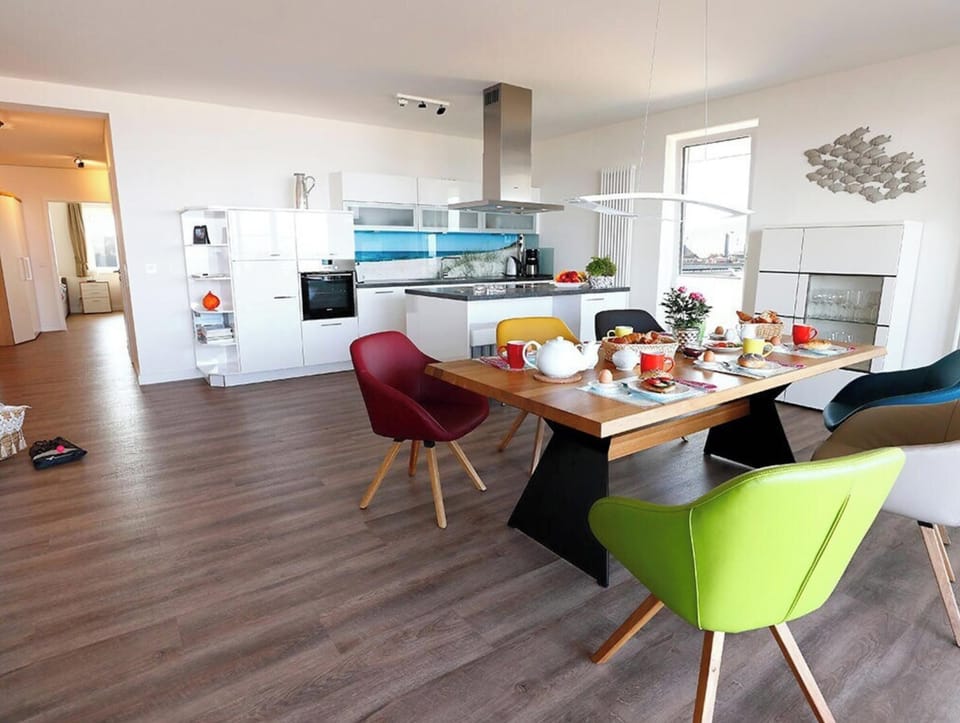 House | Dining