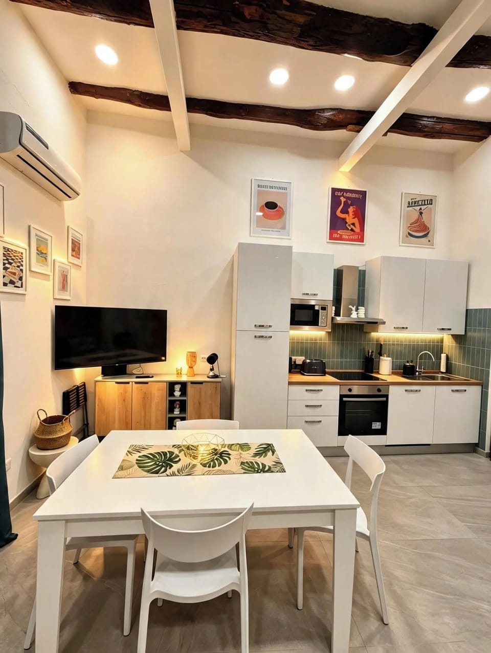 Apartment, Balcony, City View | Private kitchen | Espresso maker, coffee/tea maker, full-size fridge, microwave