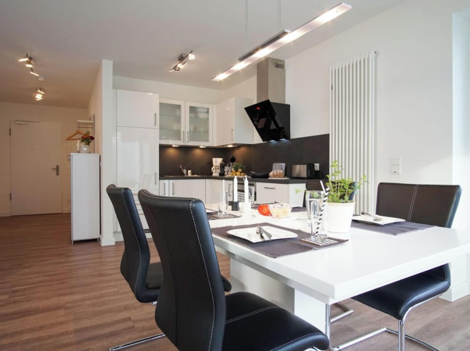 House | Dining