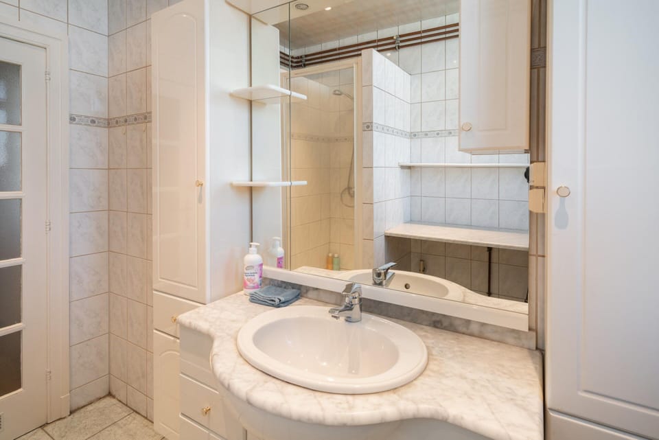 3-bedroom Apartment Ideal for Families Apartment in Antwerp
