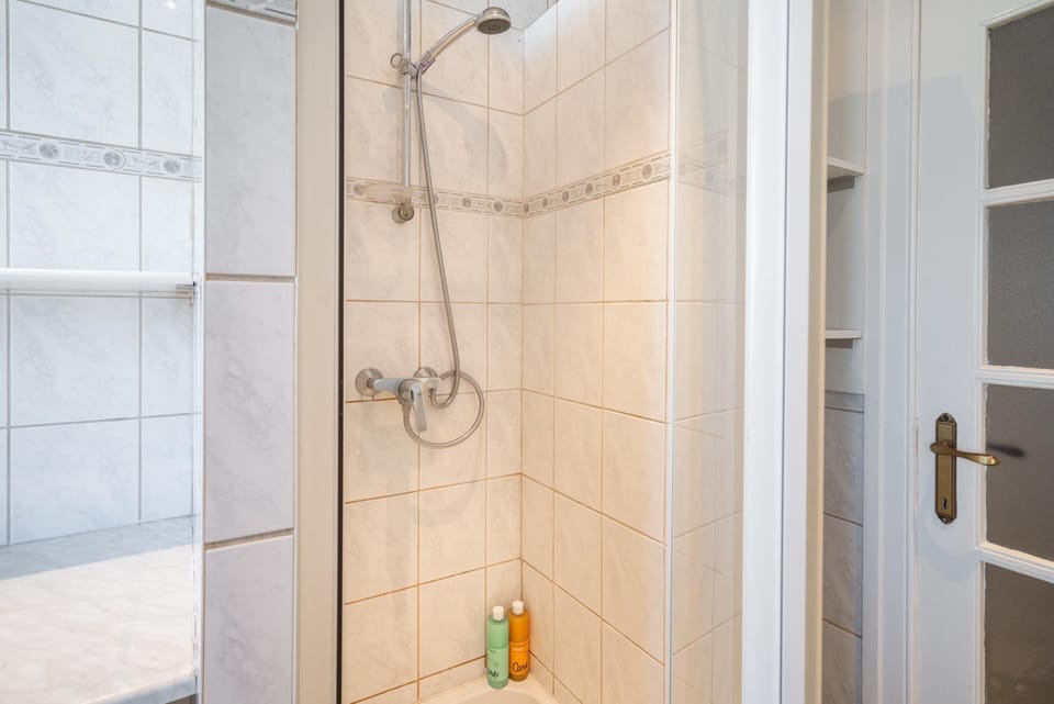 Comfortable Family Apartment With 3 Bedrooms Apartment in Antwerp