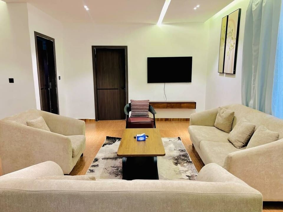 Executive Suite | Living area