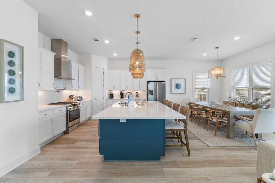 House, Multiple Beds (Yacht Harbor House) | Private kitchen