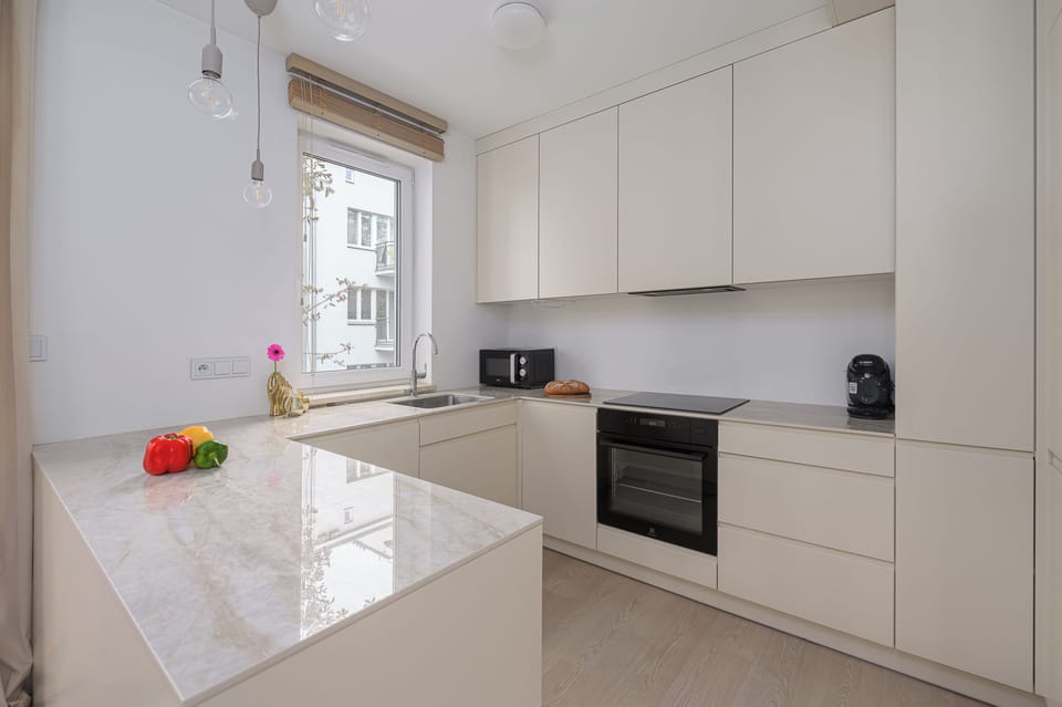 Comfort Apartment, 3 Bedrooms, Courtyard View | Private kitchen | Espresso maker, electric kettle, highchair, griddle