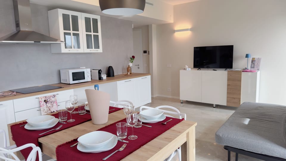Apartment (1 Bedroom) | Interior